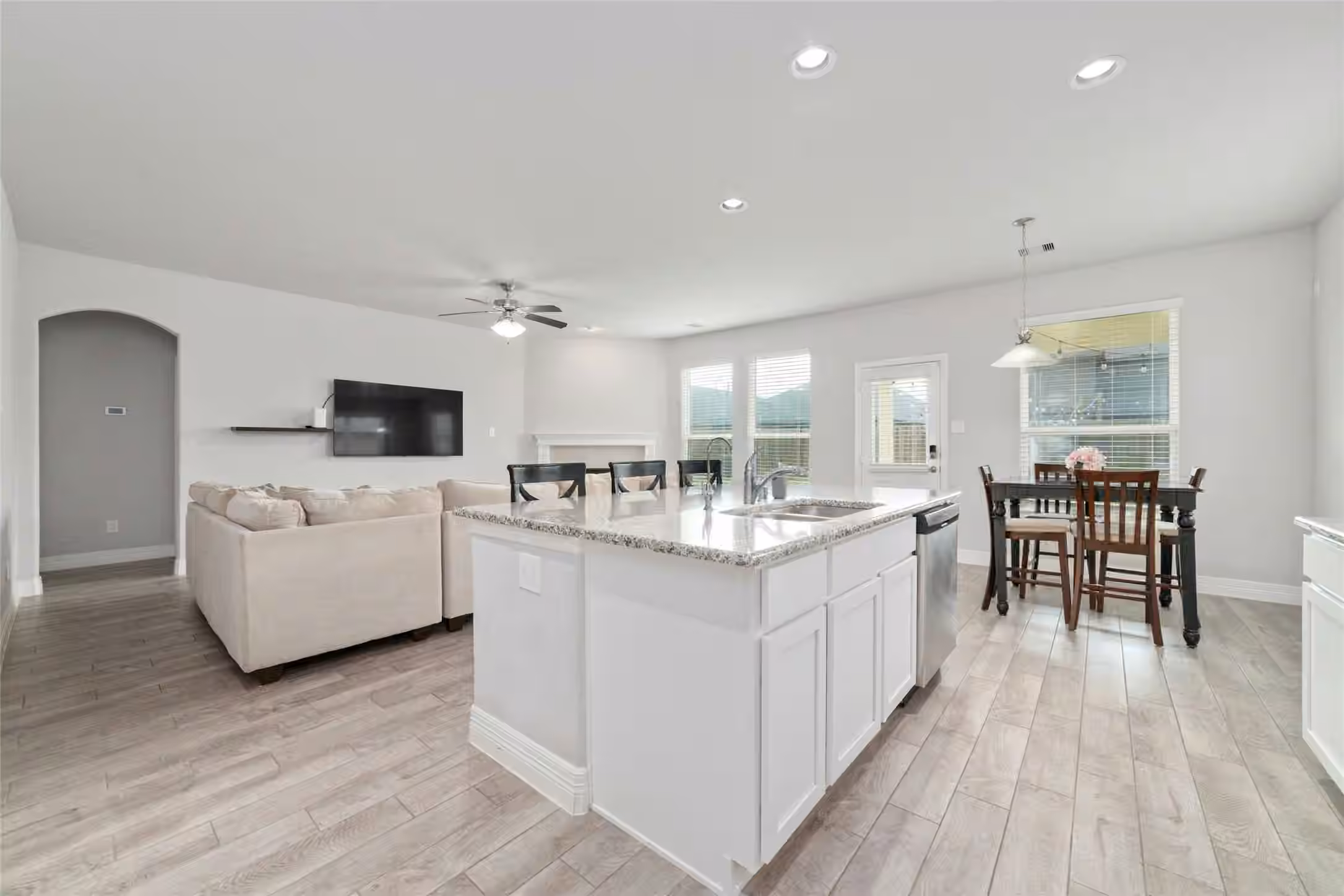 Photo 6 of 22606 Rosehill Meadow Drive, Tomball, TX