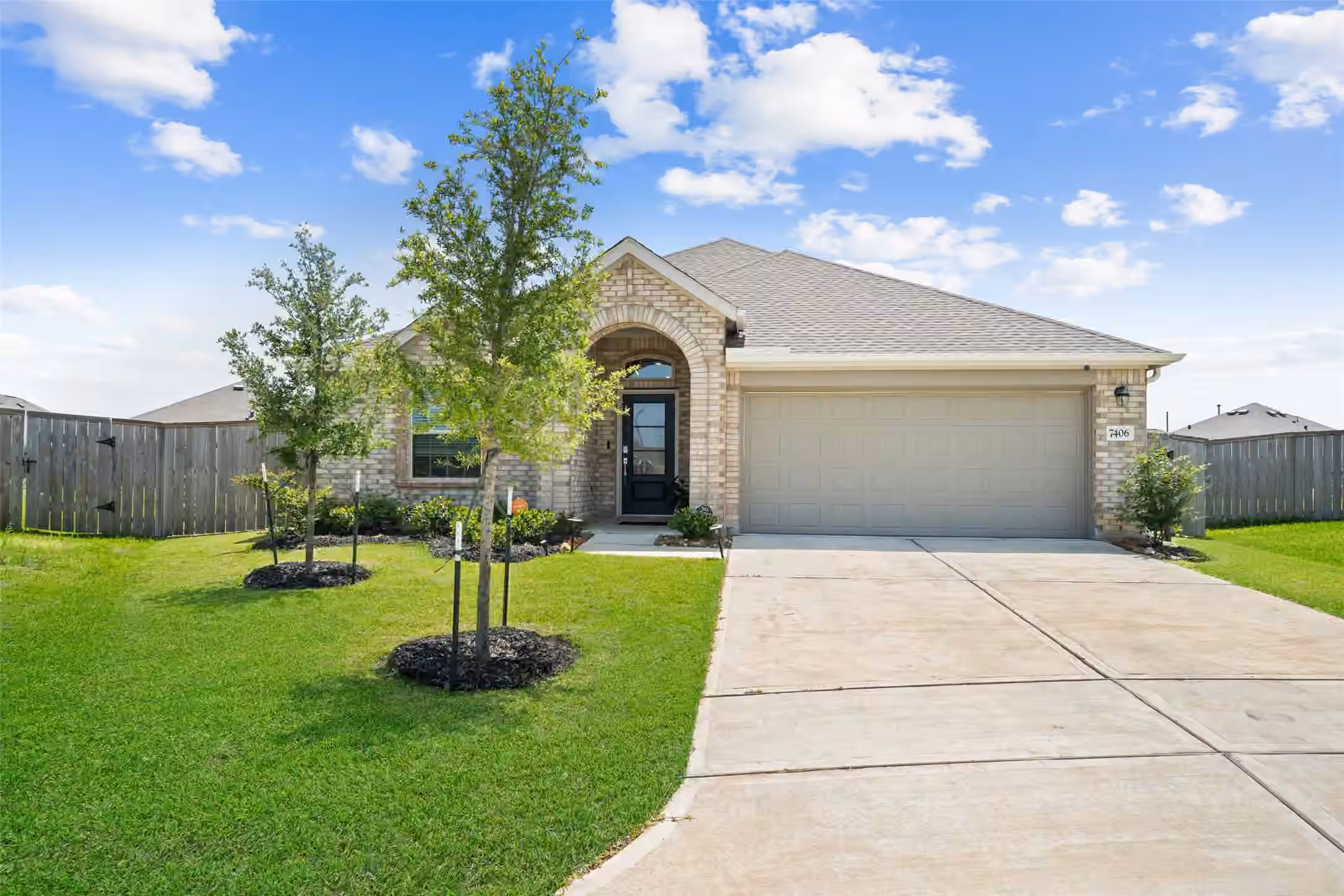 Photo of 7406 Hillside Arbor Drive, Katy, TX