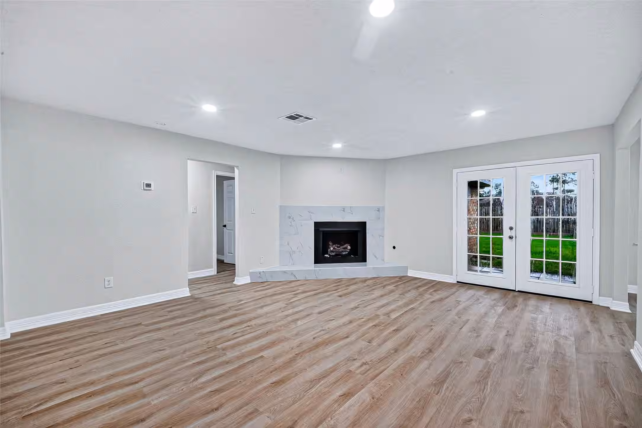 Photo 2 of 9715 Seeker Street, Houston, TX