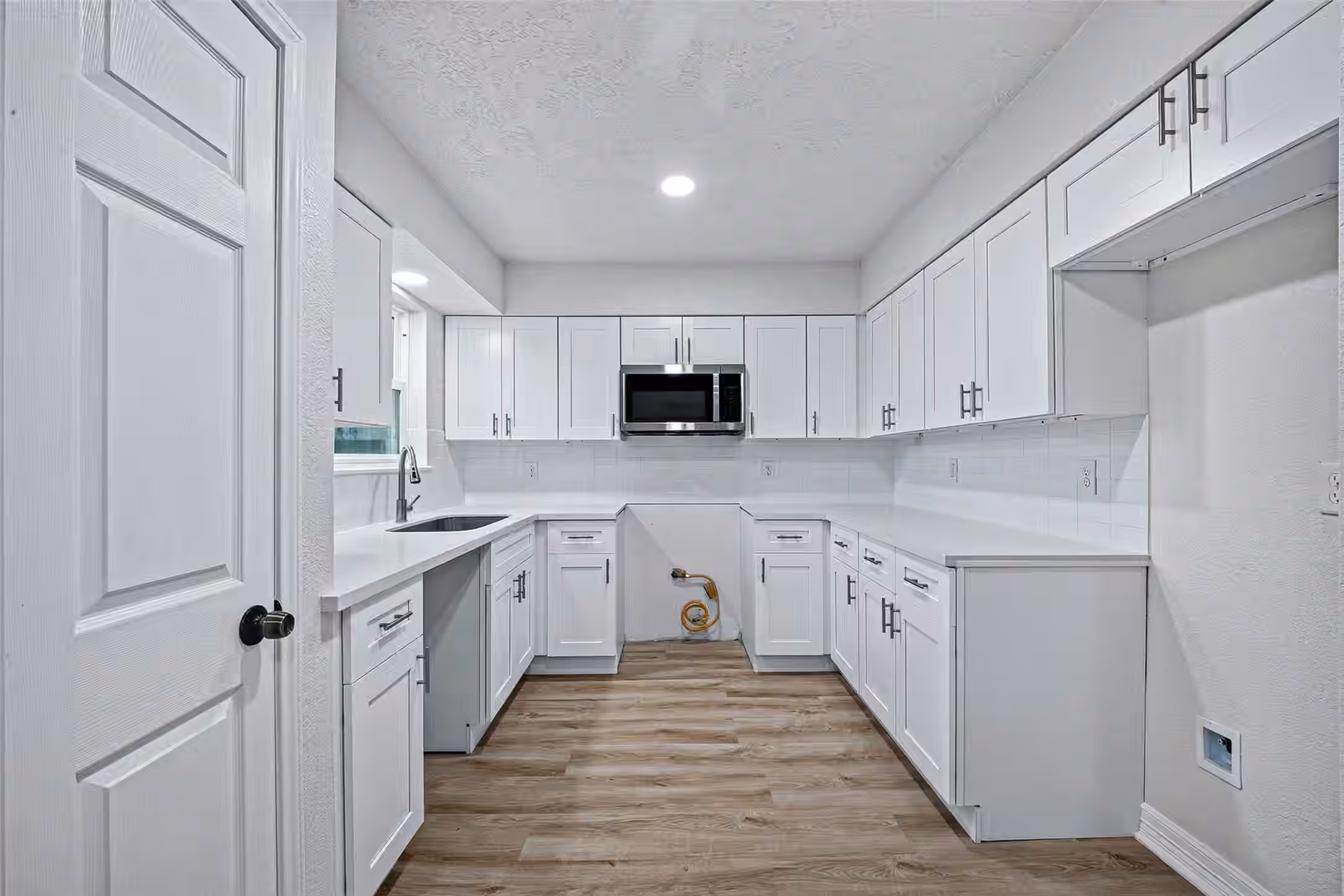 Photo 7 of 9715 Seeker Street, Houston, TX