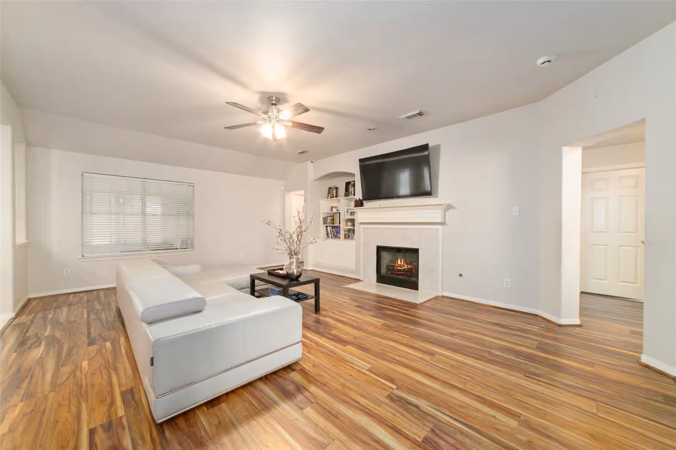 Photo 3 of 14235 Hidden Meadow Dr Drive, Sugar Land, TX