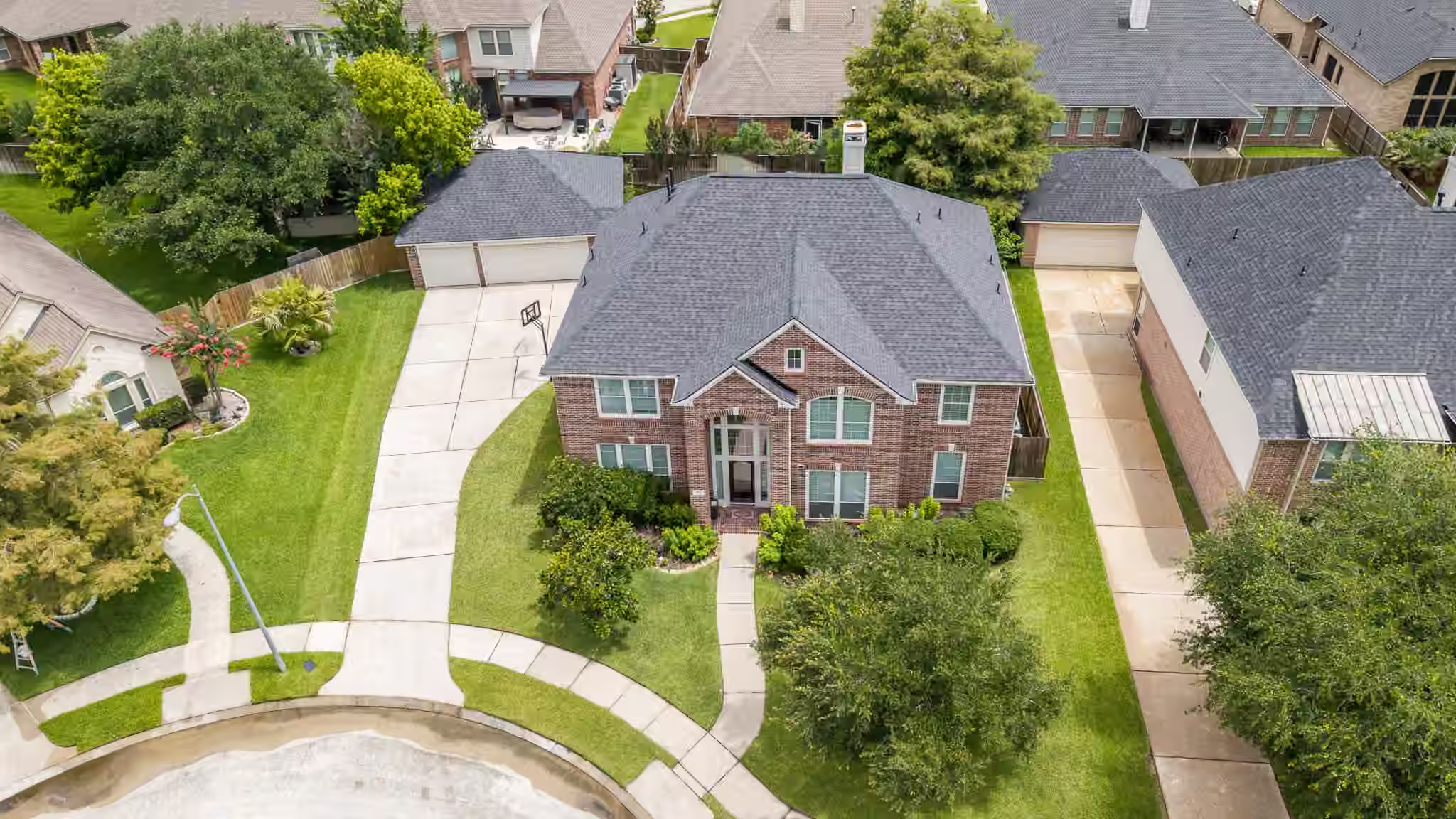 Photo 3 of 907 Colorado Springs Court, Spring, TX