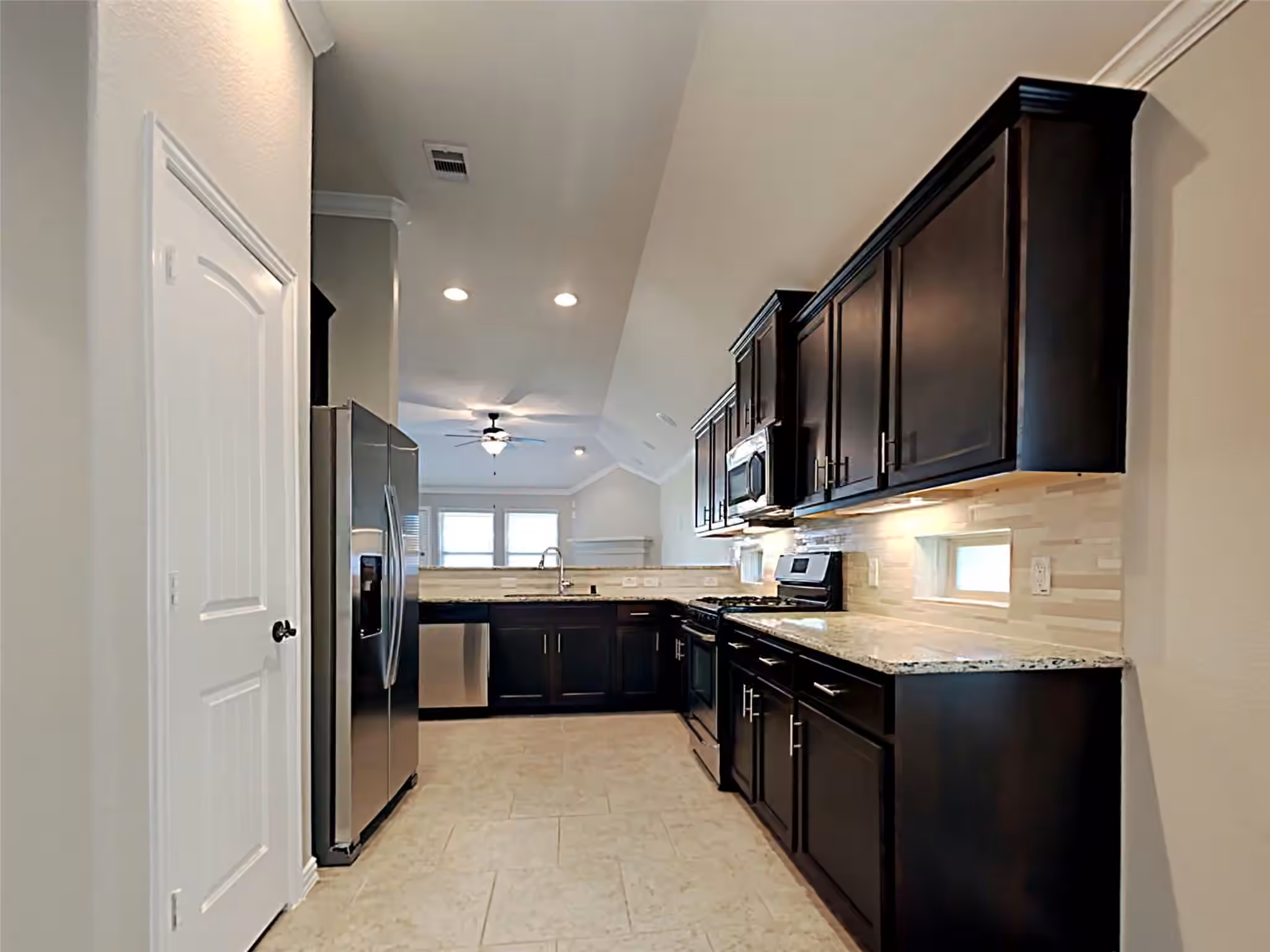 Photo 5 of 3731 Paladera Place Court, Spring, TX