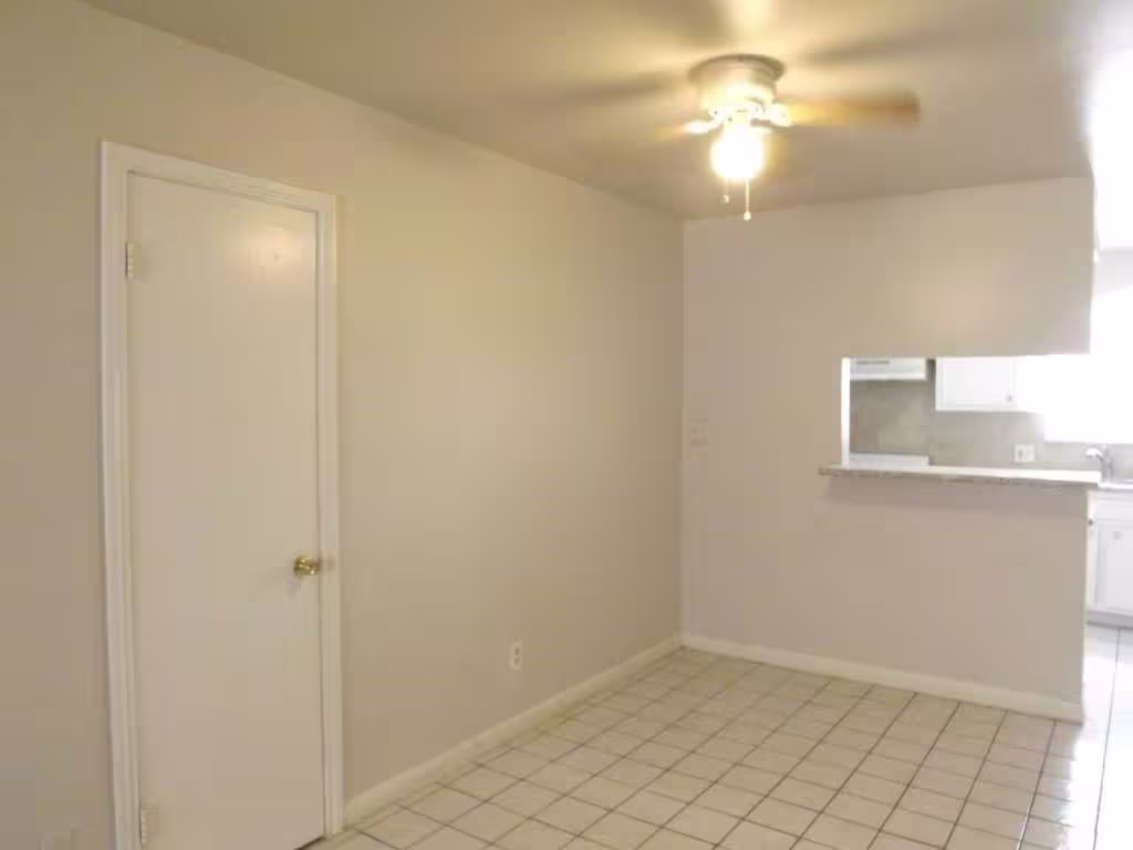 Photo 4 of 3114 Falk Court 3114, La Porte, TX