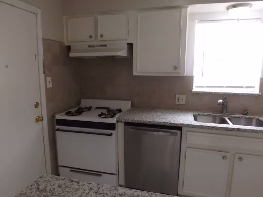Photo 5 of 3114 Falk Court 3114, La Porte, TX