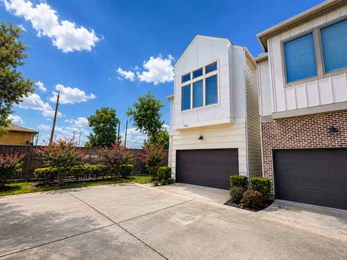 Photo 2 of 1103 Olivier Lane, Houston, TX