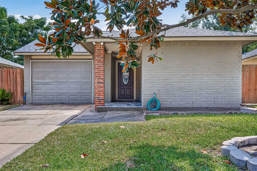 Photo 7 of 6306 Glenhagen Drive, Houston, TX