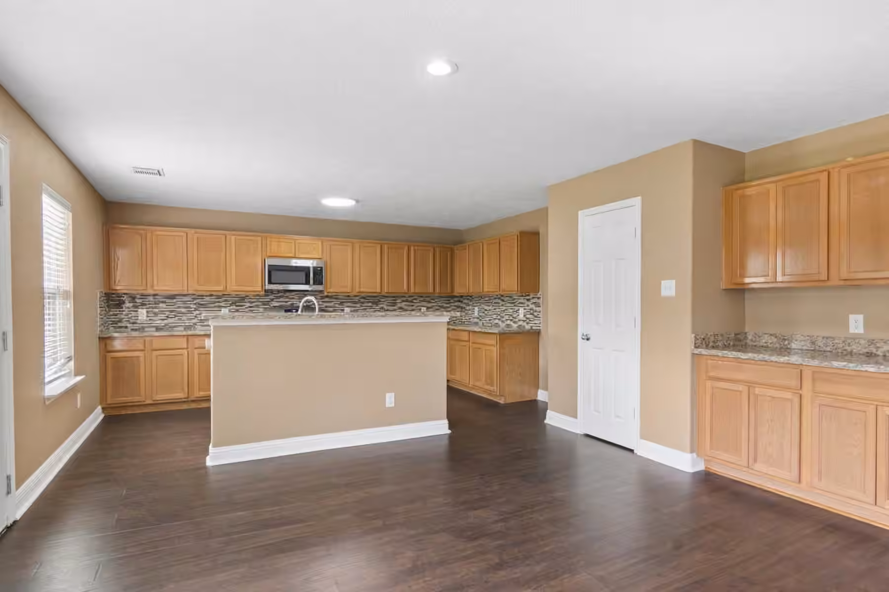 Photo 6 of 19414 Remington Prairie Drive, Houston, TX