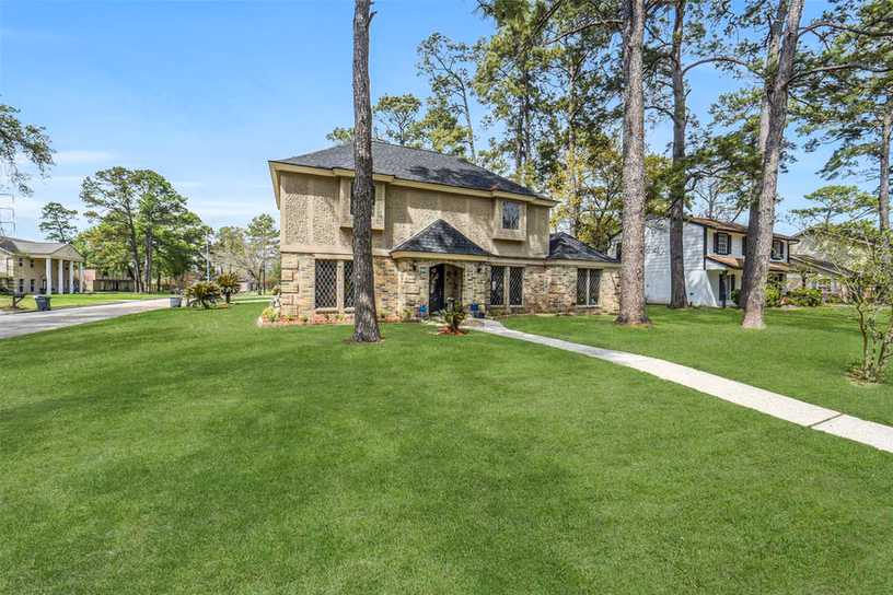 Photo 3 of 4910 Charade Drive, Houston, TX