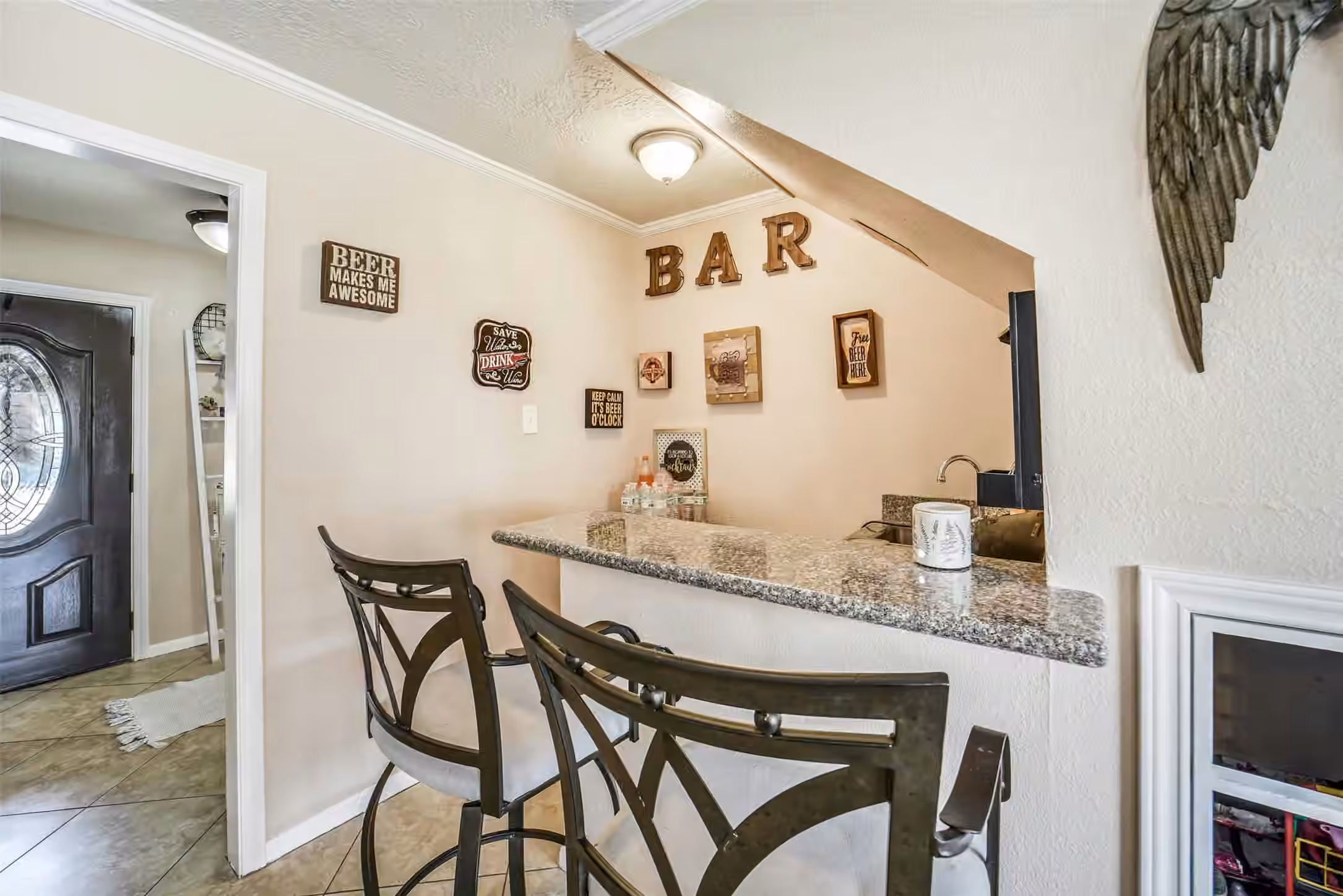 Photo 5 of 4910 Charade Drive, Houston, TX