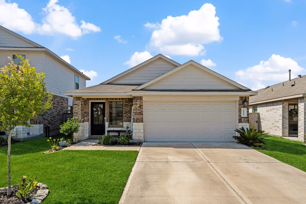 Photo of 21214 Alder Oaks Drive, New Caney, TX 77357