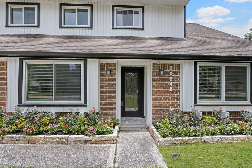 Photo 2 of 10642 Mayfield Road, Houston, TX