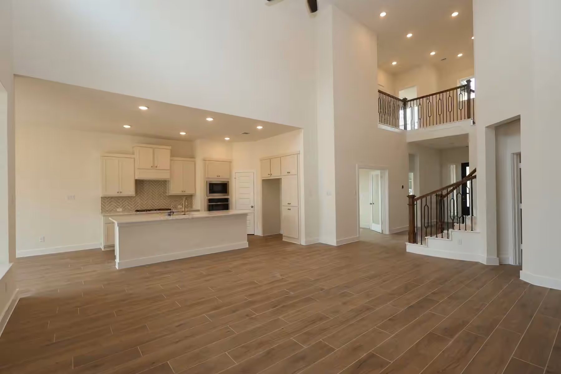 Photo 3 of 14504 Grazing Knoll Lane, Montgomery, TX