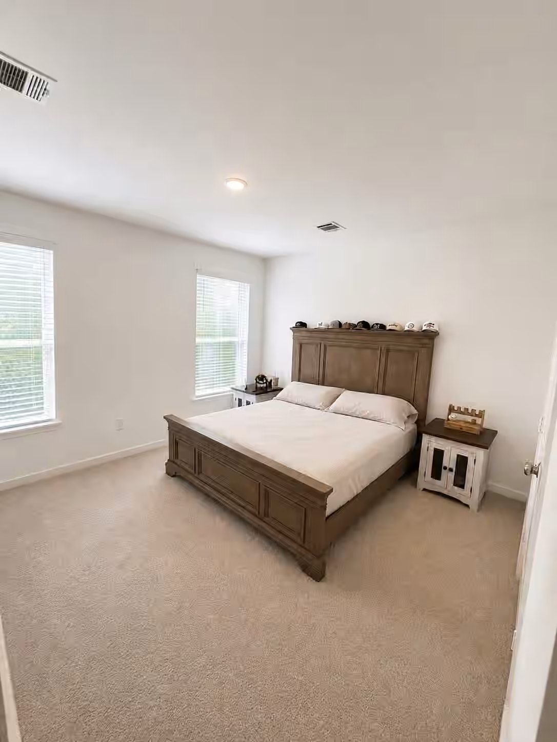 Photo 5 of 10201 Pelican Hill Lane, Cleveland, TX