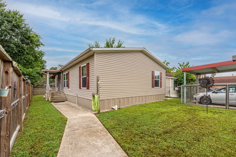 Photo of 14273 Shadow Bay Drive, Willis, TX 77318
