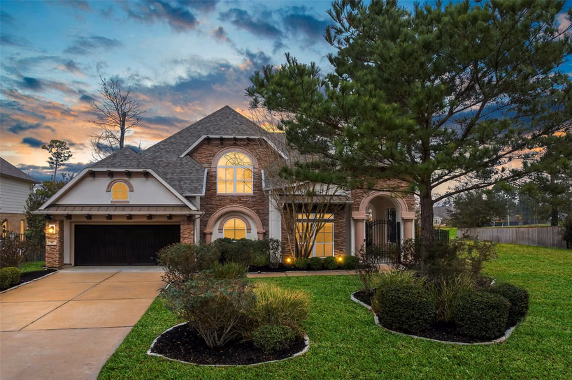 Photo of 42 Shallowford Place, Tomball, TX 77375