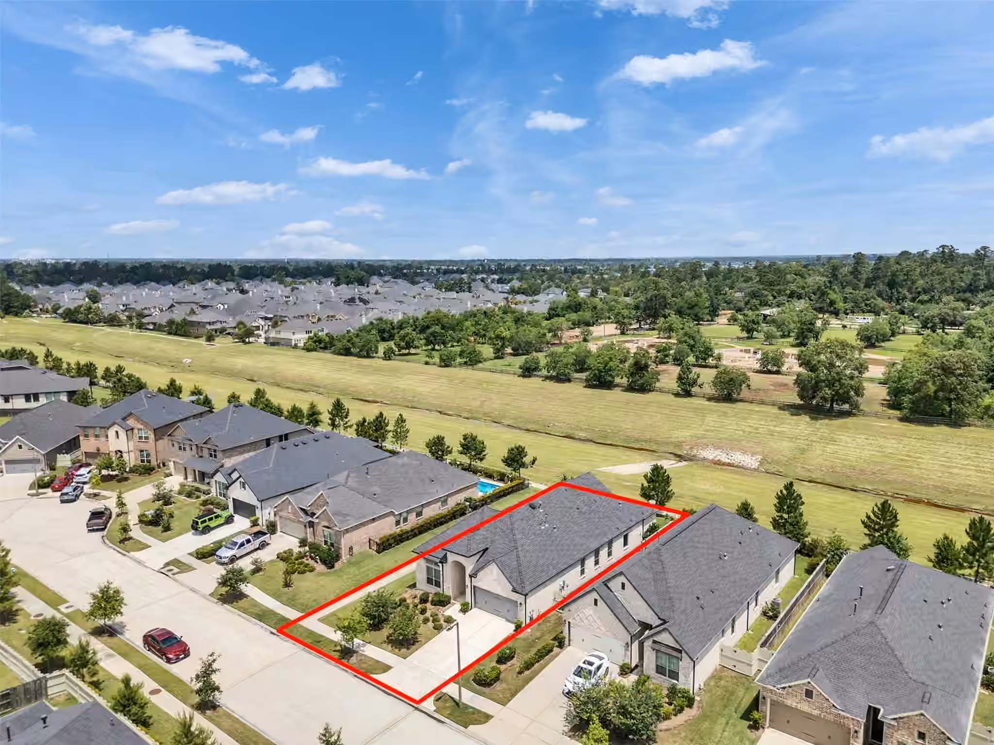 Photo 4 of 10473 Eastern Bluestar Drive, Conroe, TX