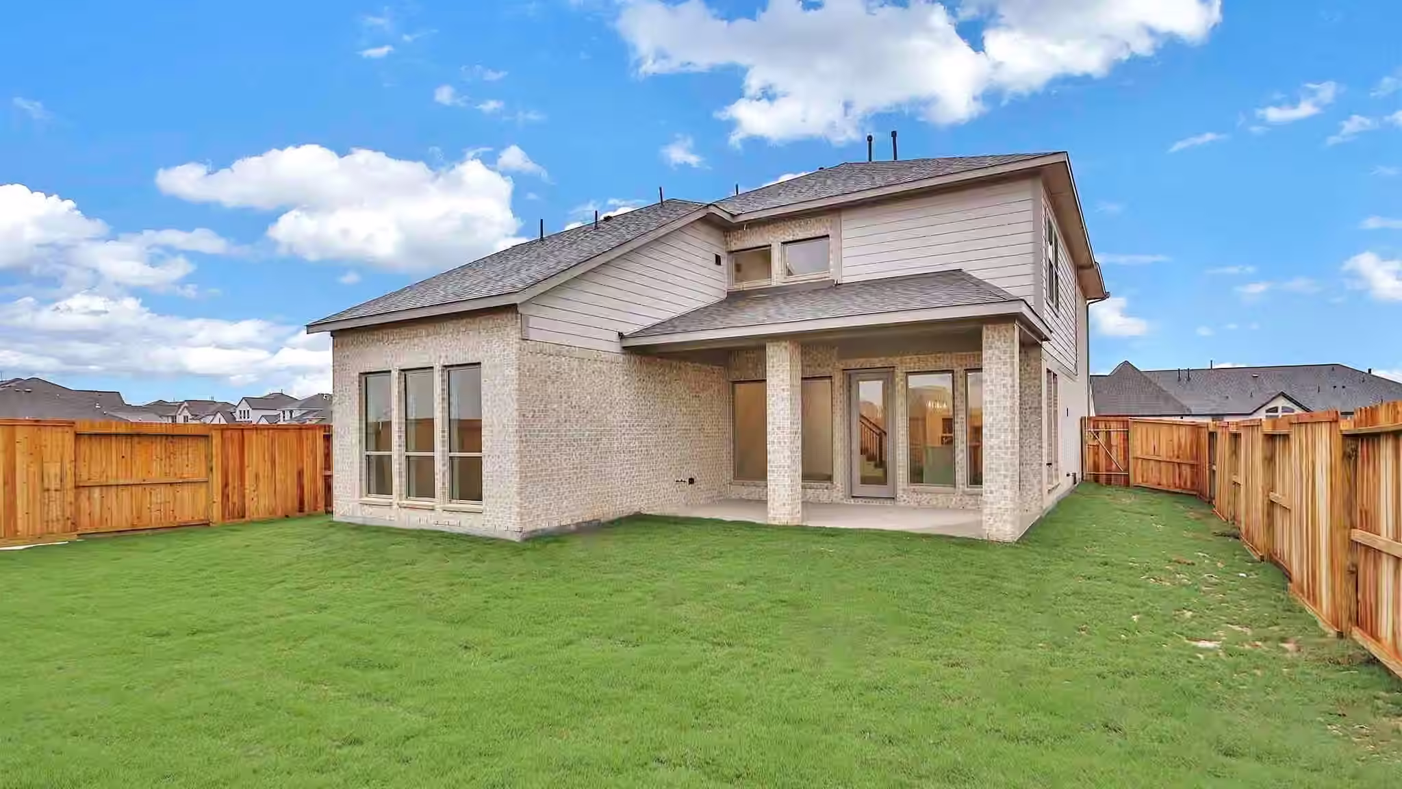 Photo 7 of 30351 Spragletop View Street, Fulshear, TX