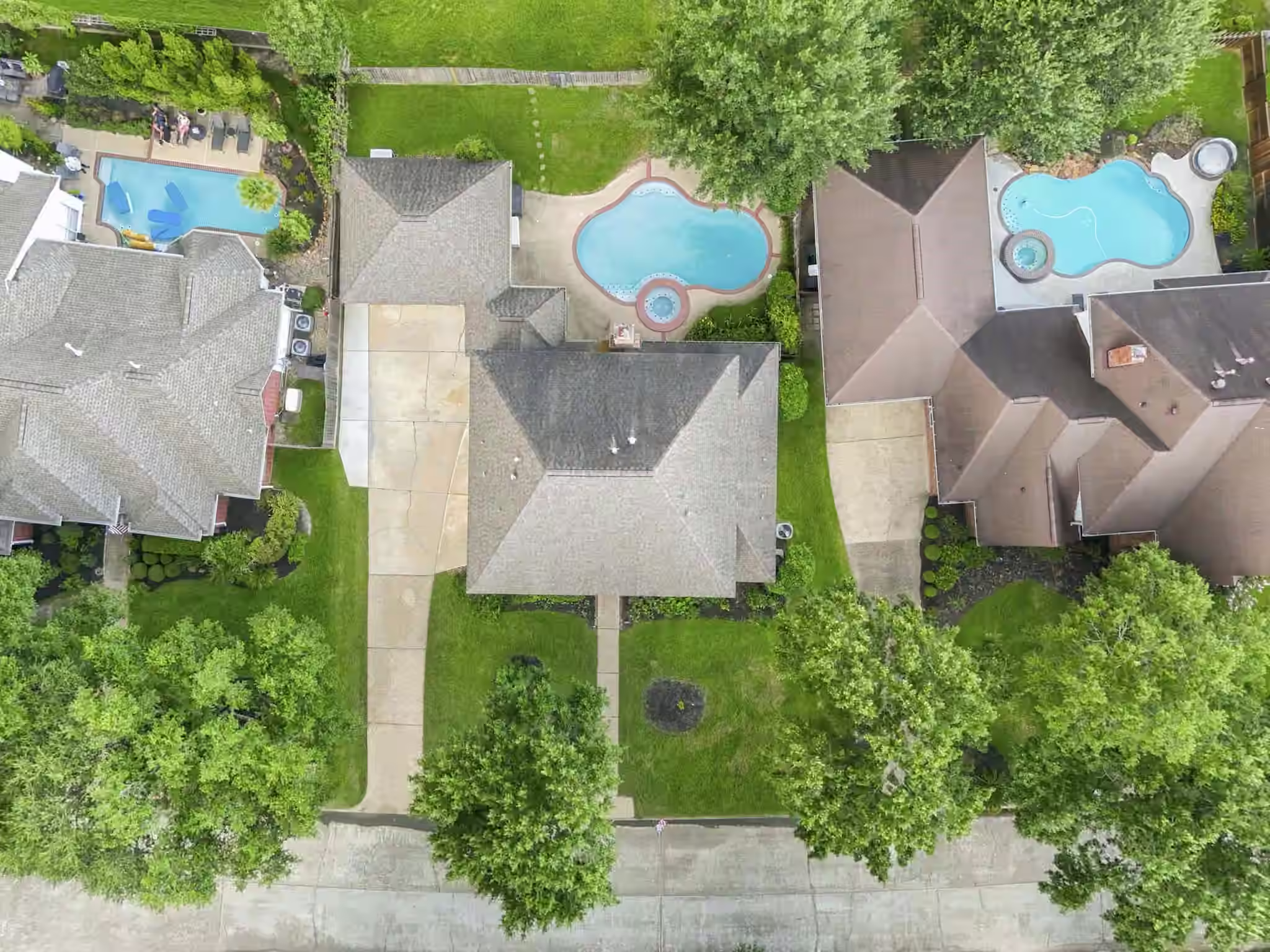 Photo 2 of 14714 Sandy Creek Drive, Houston, TX