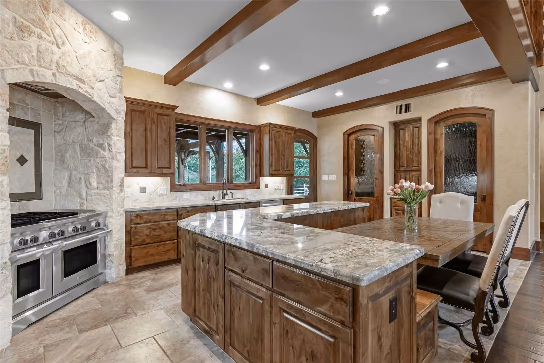 Photo 3 of 654 Navasota Ridge, Navasota, TX