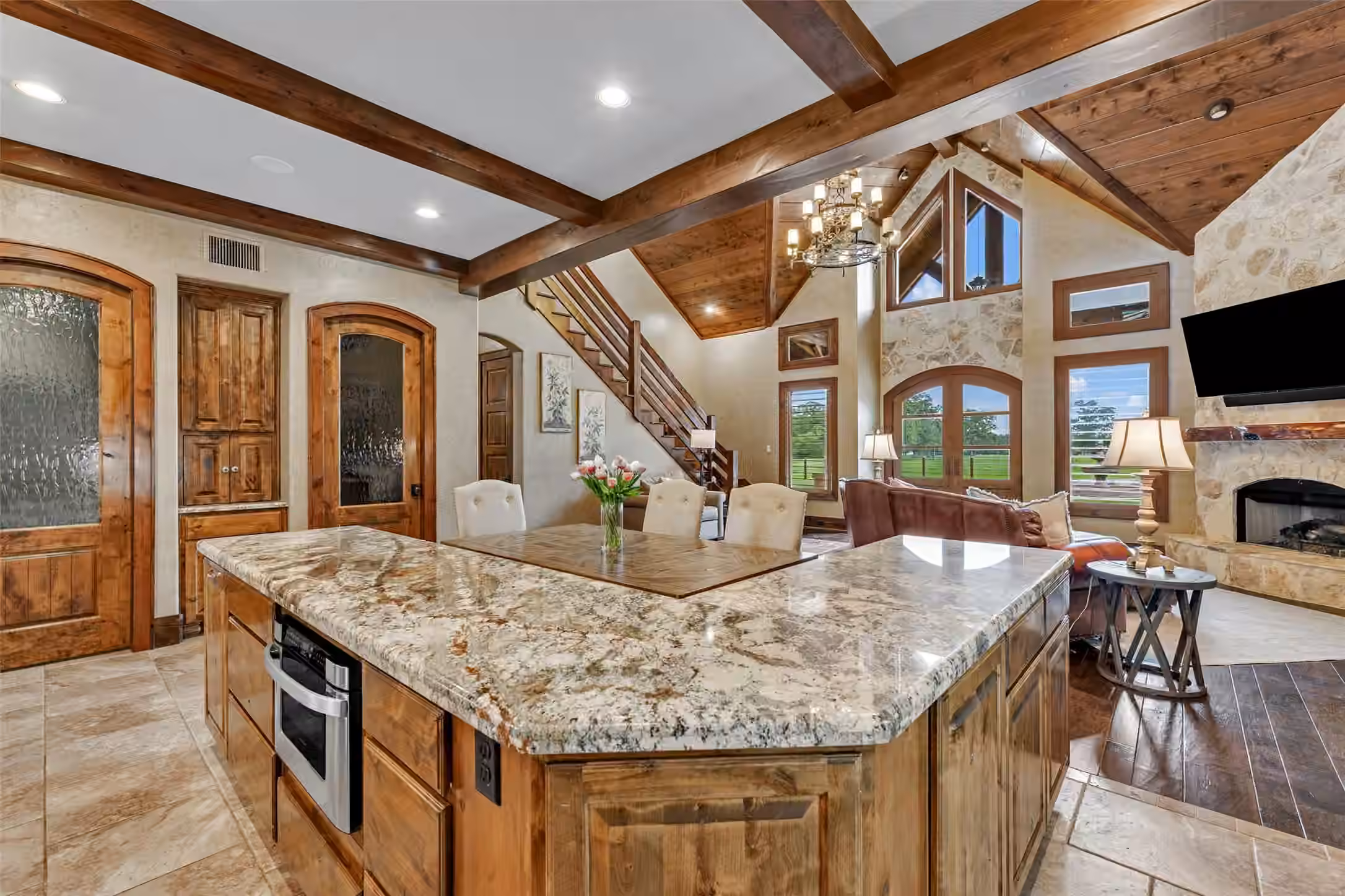 Photo 4 of 654 Navasota Ridge, Navasota, TX