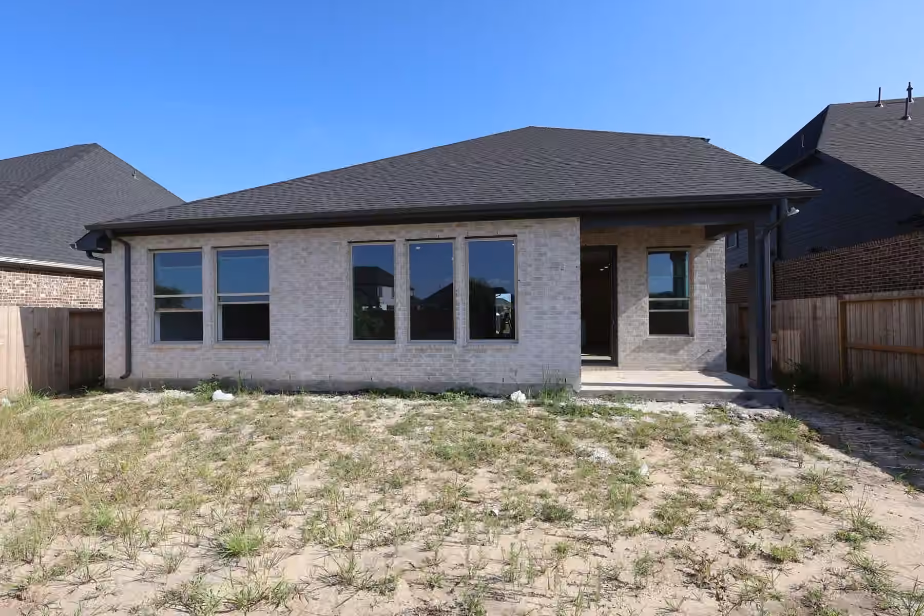 Photo 3 of 12314 Mead Grove Drive, Texas City, TX