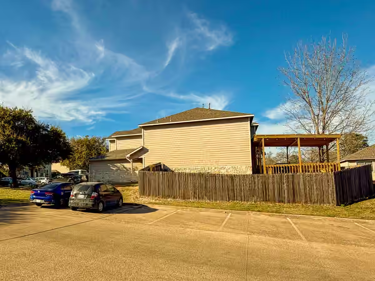 Photo 2 of 119 Vista Way, Huntsville, TX