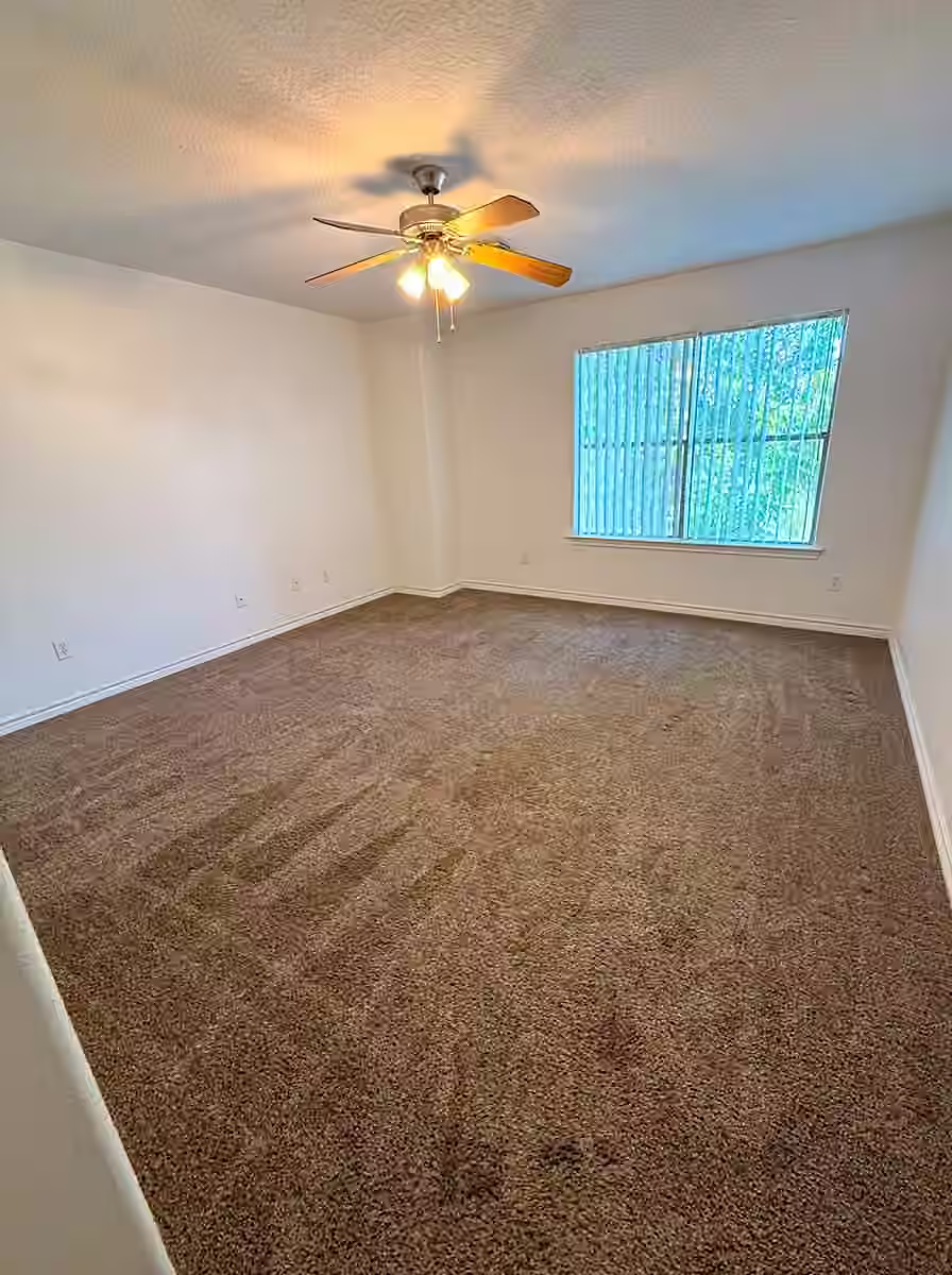 Photo 7 of 119 Vista Way, Huntsville, TX
