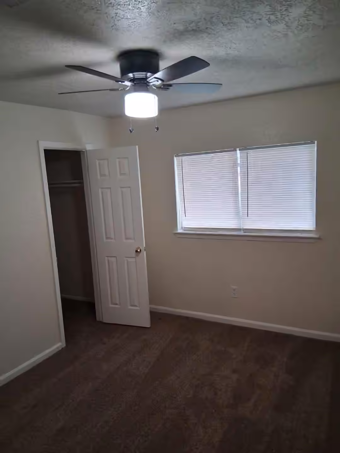 Photo 4 of 11947 Medicine Bow Circle, Houston, TX