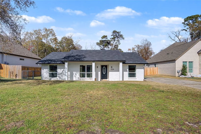 Photo 6 of 1719 Eastvale Drive, Spring, TX
