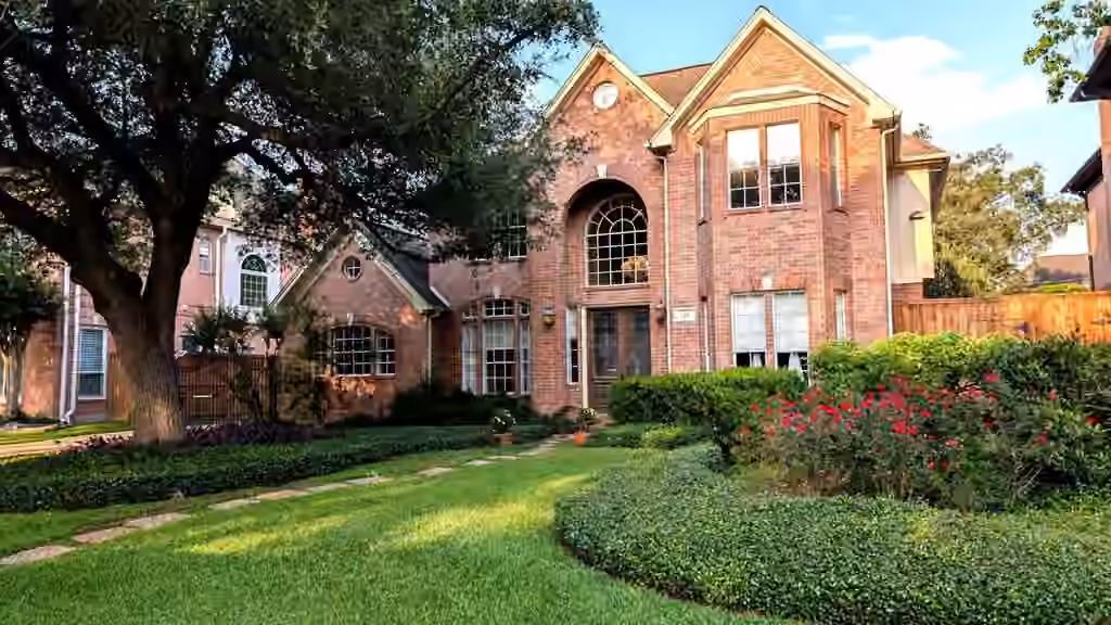 Photo of 109 Ferndale Street, Bellaire, TX