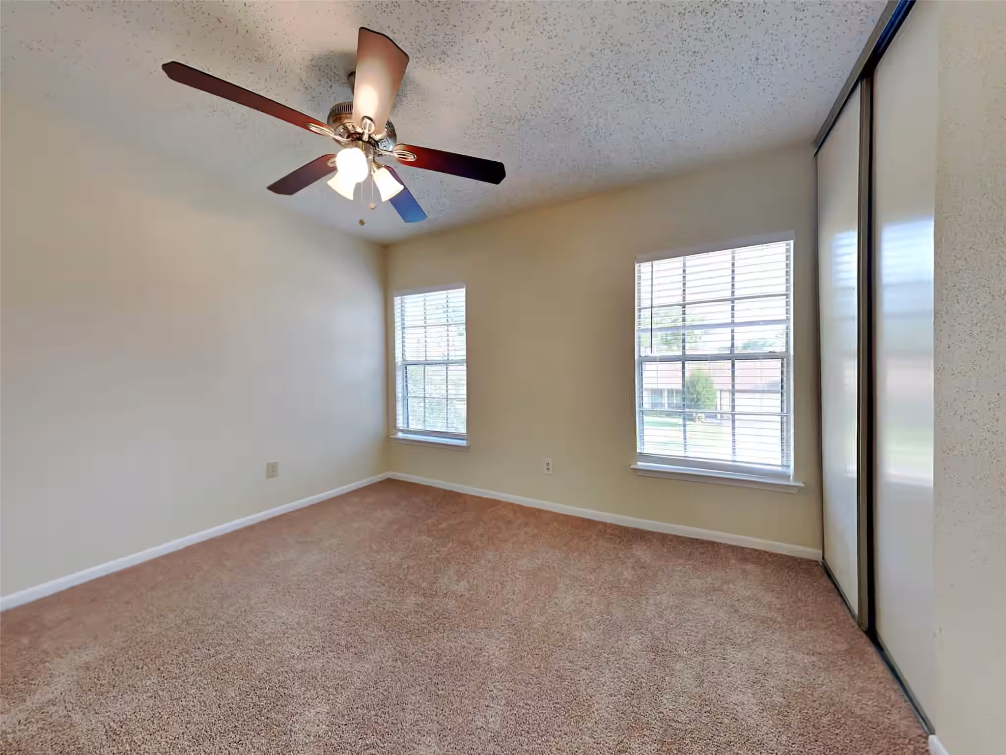 Photo 3 of 13322 Somersworth Drive, Houston, TX