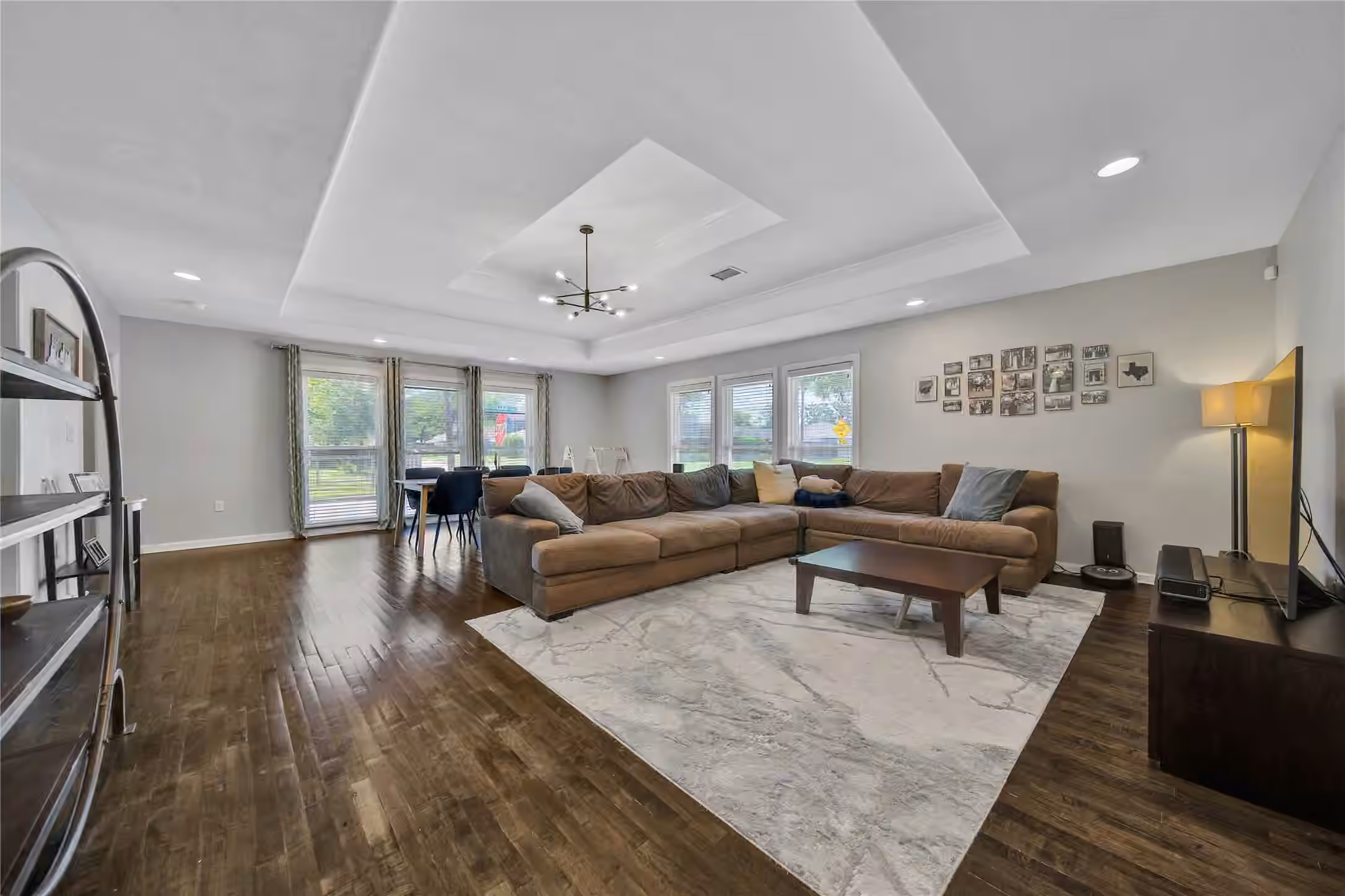 Photo 6 of 4320 Julian Street, Houston, TX
