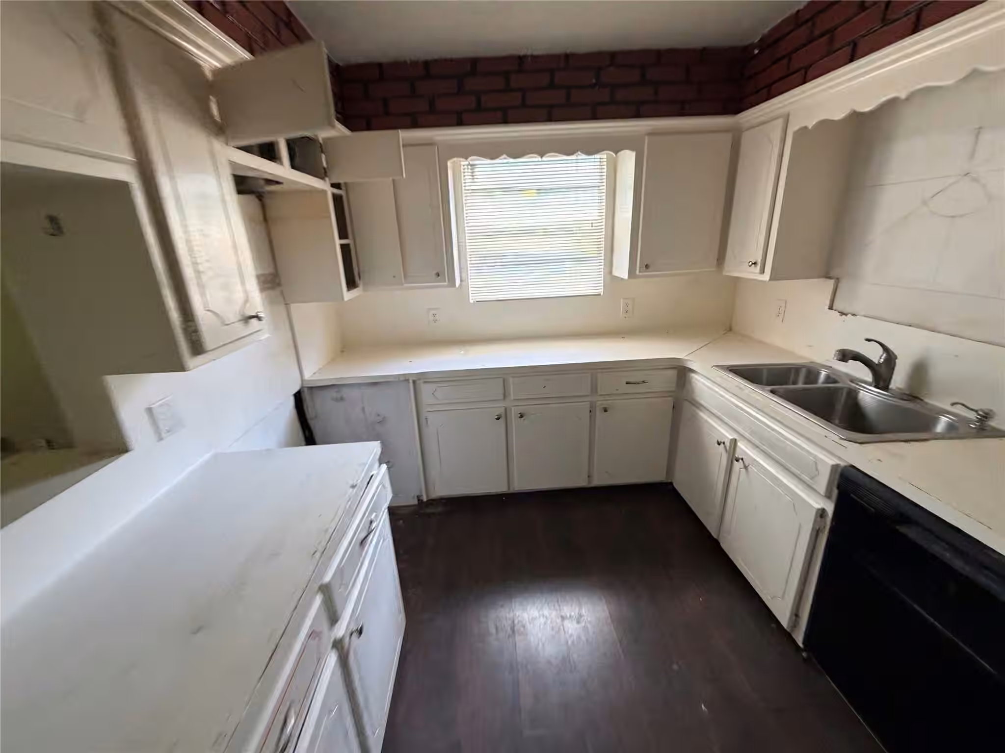 Photo 5 of 8939 Intervale Street, Houston, TX