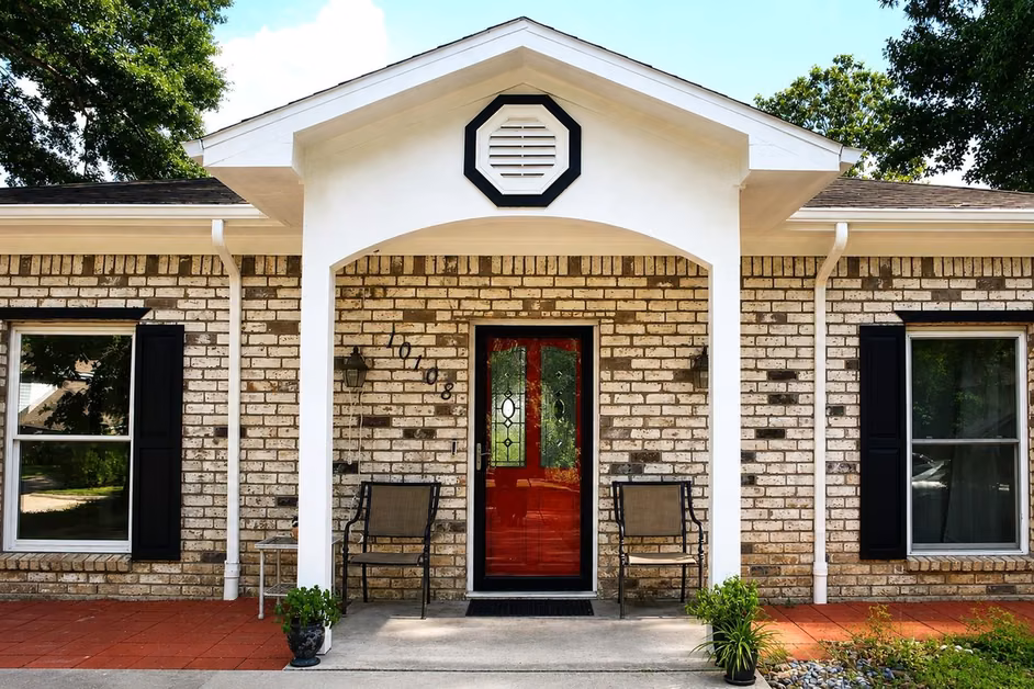 Photo of 10108 Woodhollow Drive, Conroe, TX 77385