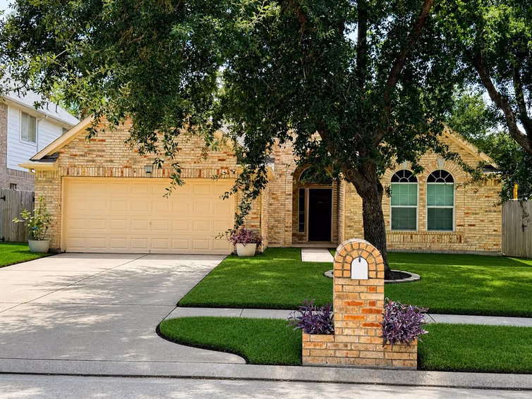 Photo 3 of 19535 Tuscola Lane, Katy, TX