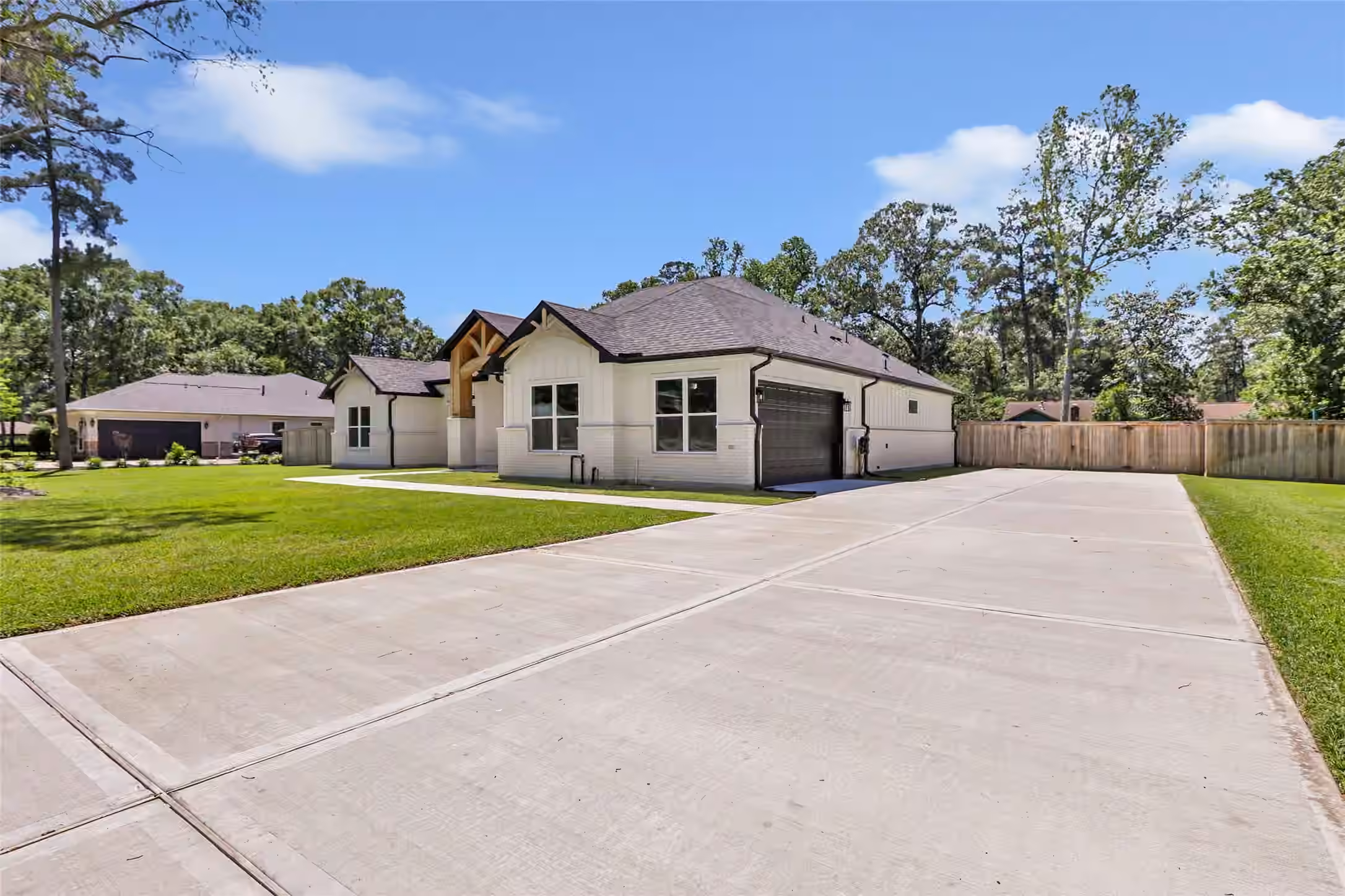 Photo of 2423 Roman Forest Boulevard, New Caney, TX
