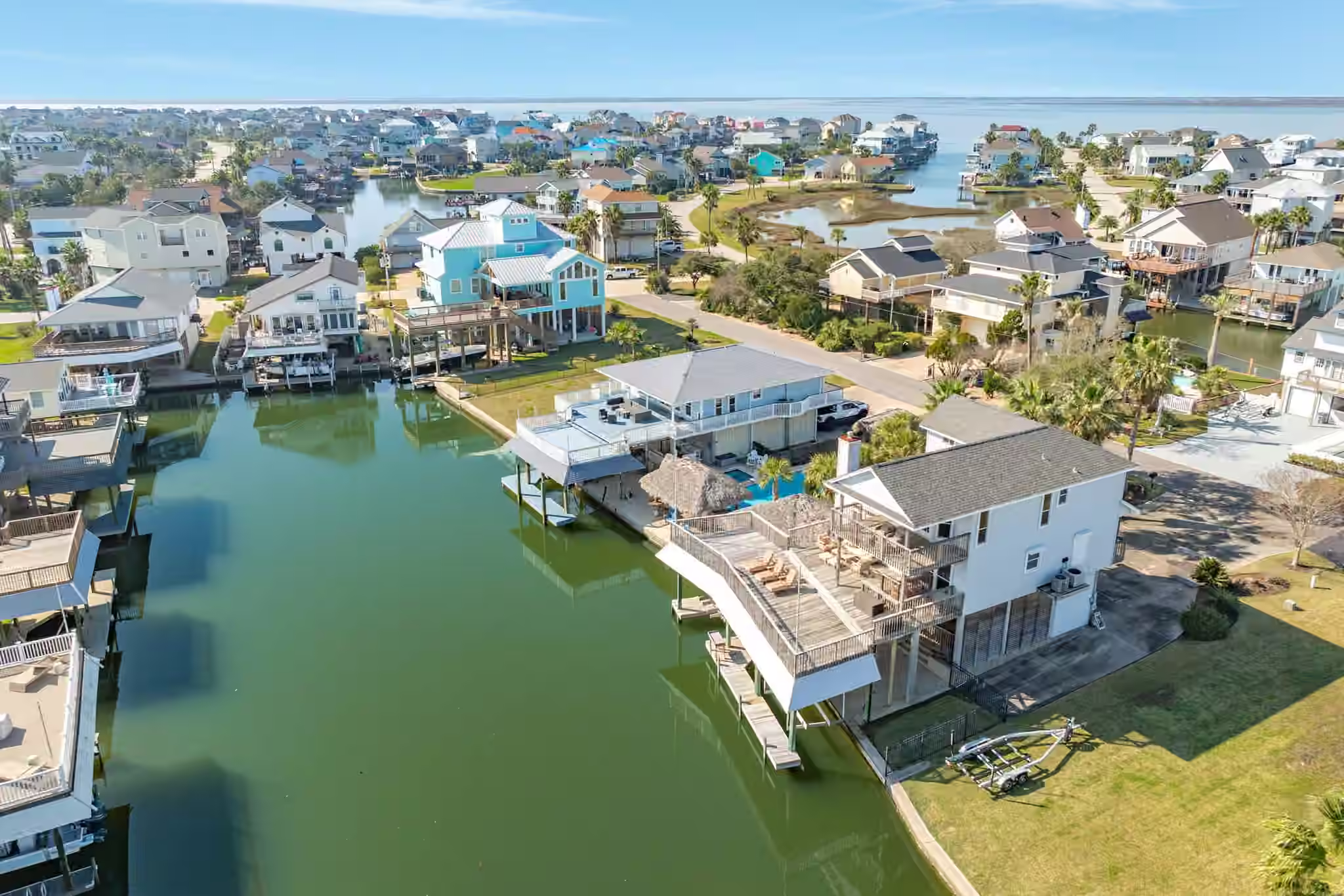 Photo 5 of 1319 Coral Way, Tiki Island, TX