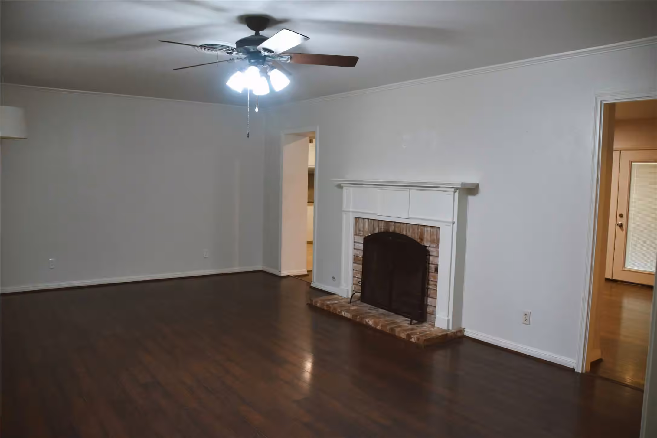 Photo 5 of 506 Olive, Wharton, TX