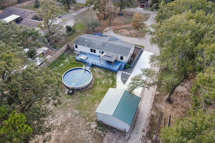 Photo 6 of 4621 Price Road, Montgomery, TX