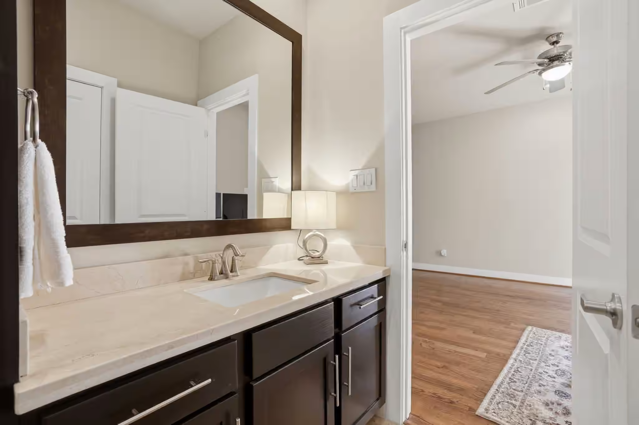 Photo 6 of 4102 Marina Street, Houston, TX