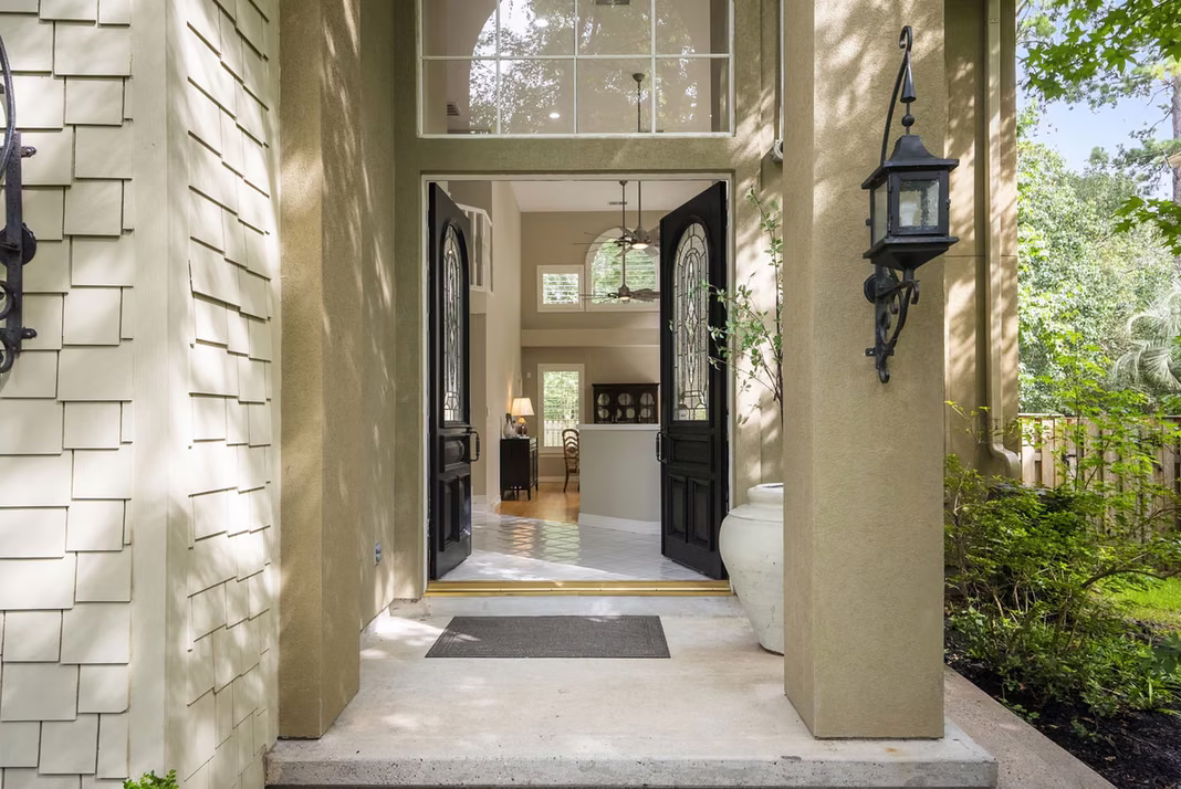 Photo 3 of 66 Candle Pine Place, The Woodlands, TX