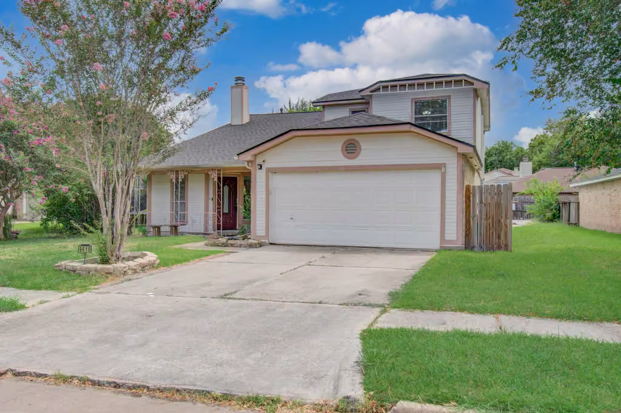 Photo 3 of 9610 Blackamore Circle, Houston, TX