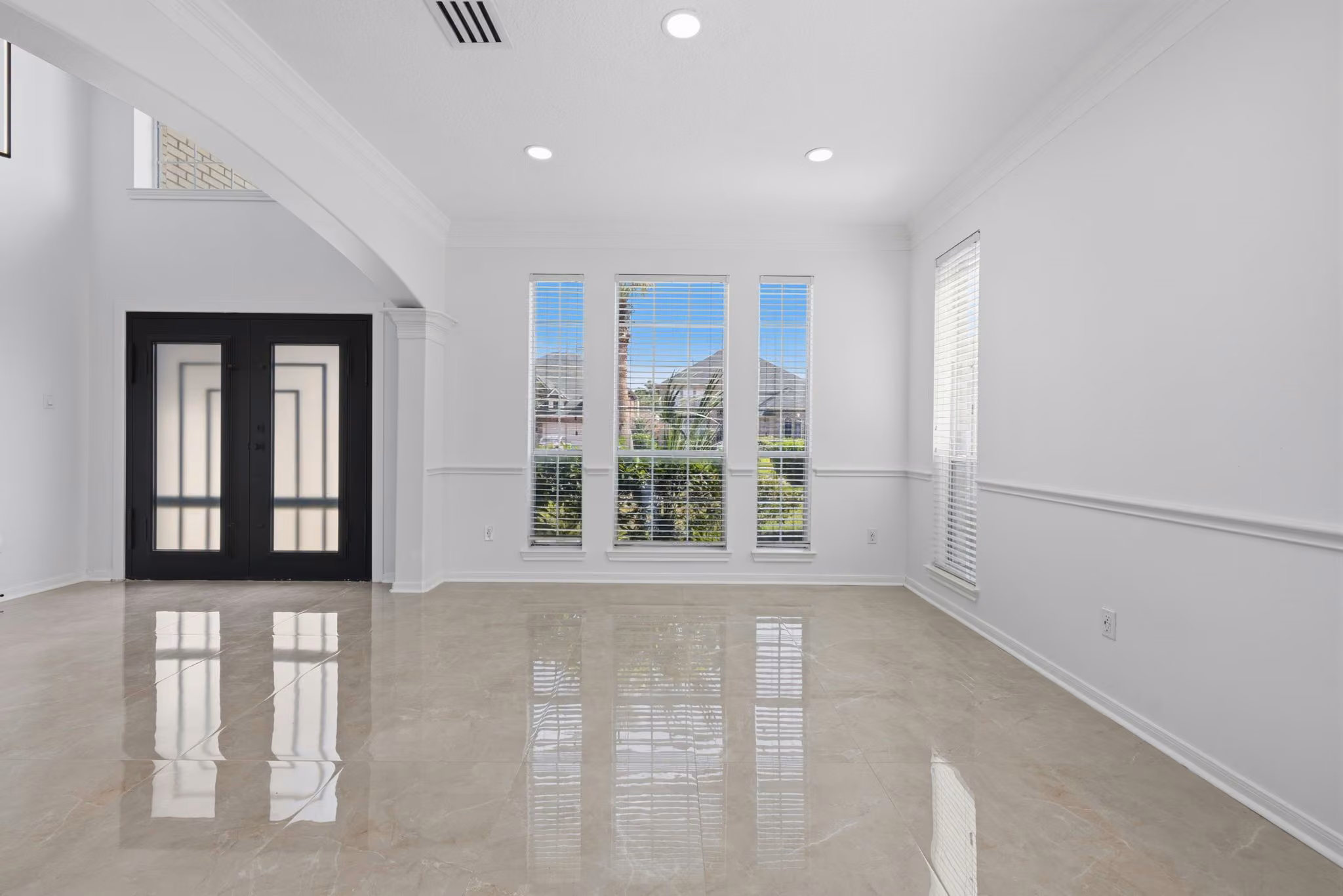 Photo 7 of 11939 Galentine Pt, Cypress, TX