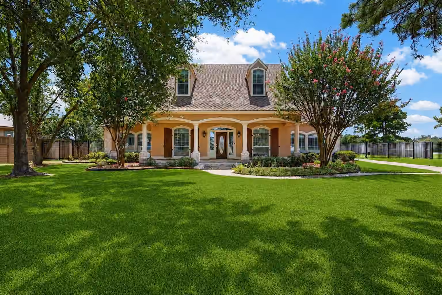 Photo 2 of 17027 Champions Lakeway, Tomball, TX