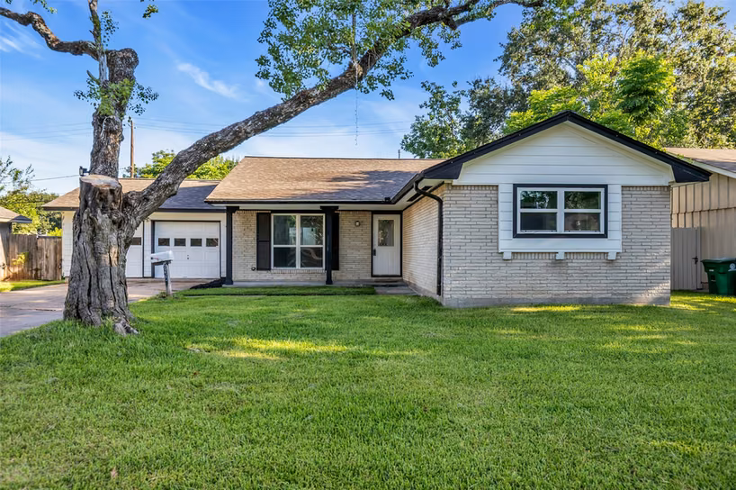 Photo of 6930 Neff Street, Houston, TX
