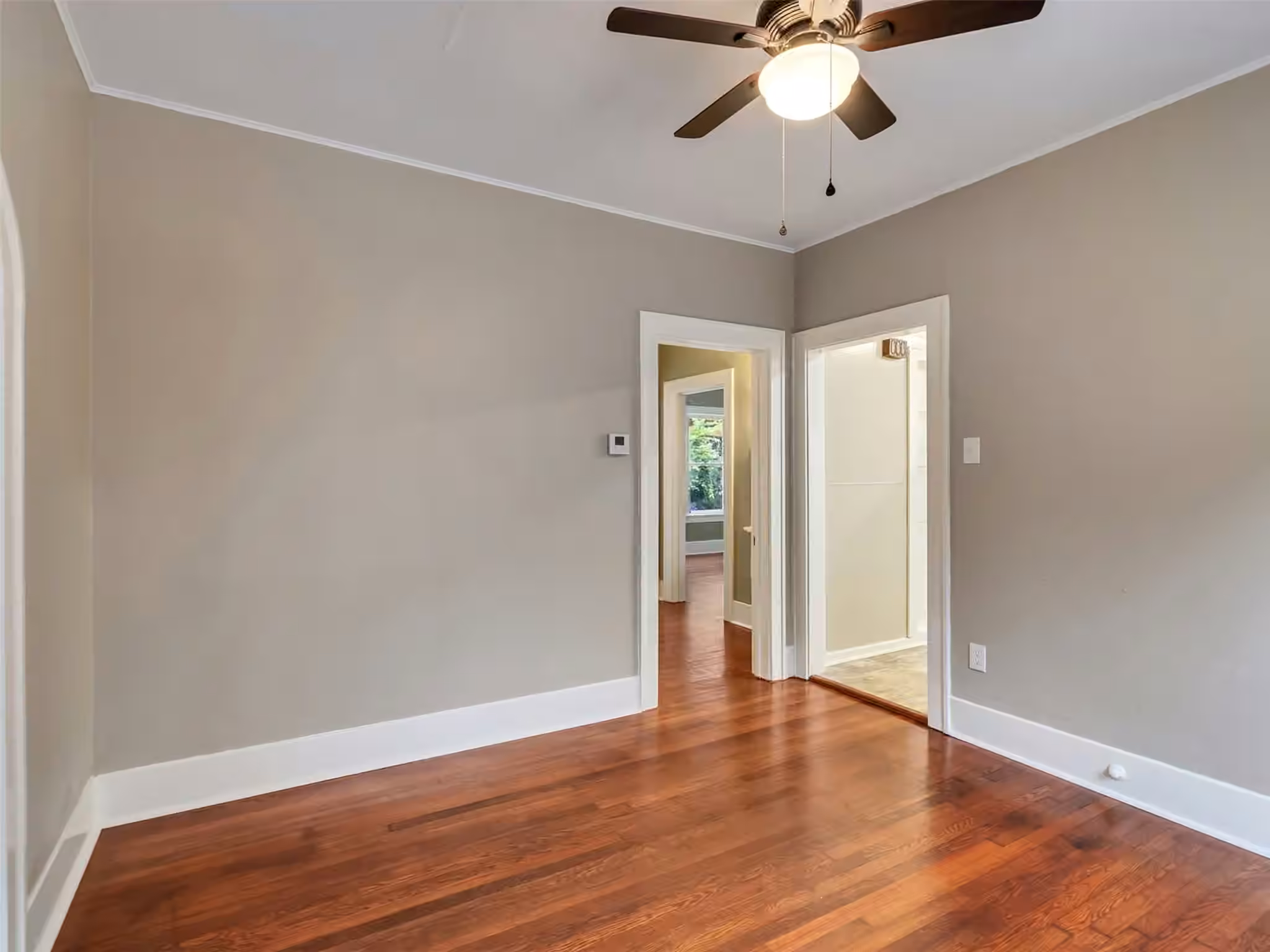 Photo 7 of 1412 Lawson Street, Houston, TX