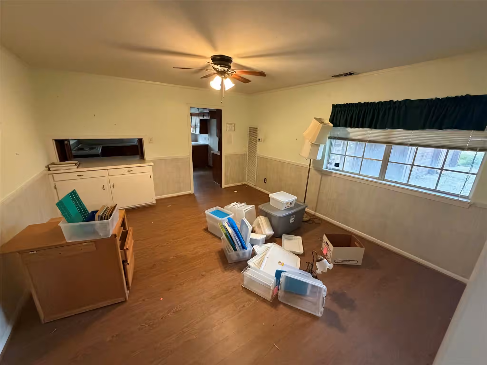 Photo 5 of 1609 Leggett Drive, Galena Park, TX