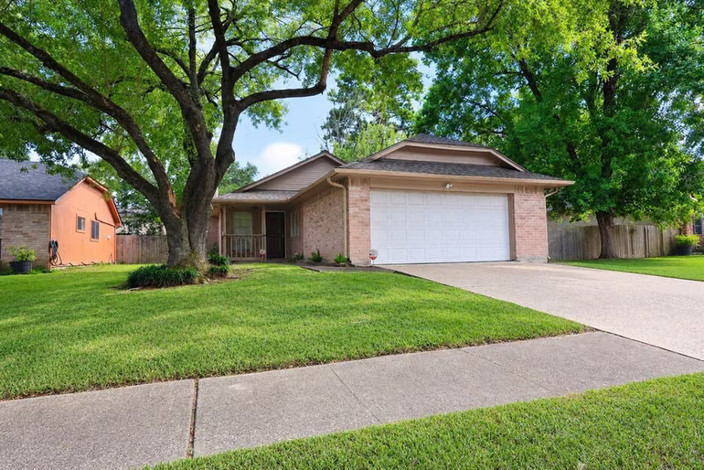 Photo of 11114 Drakeland Drive, Humble, TX 77396