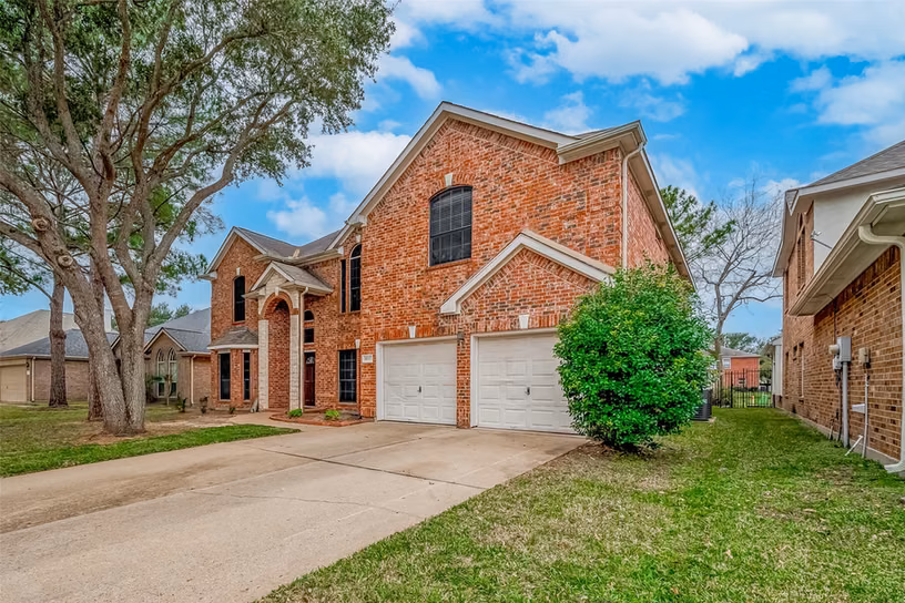 Photo 3 of 10327 Sablebrook Lane, Houston, TX